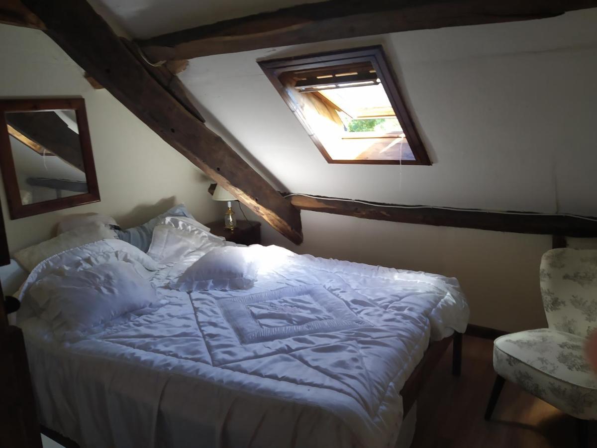 Maison En Granit Bleue Lanhelin Buitenkant foto