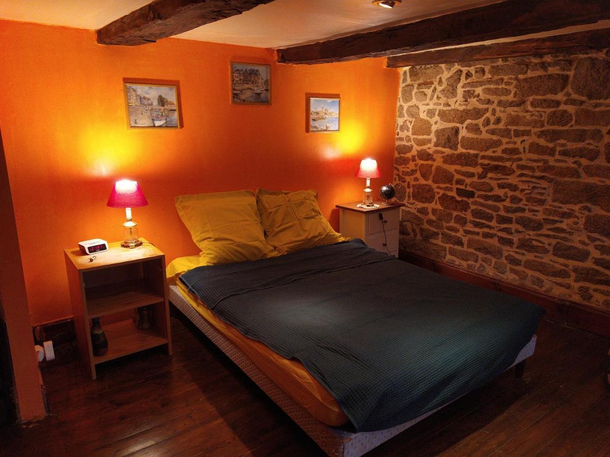 Maison En Granit Bleue Lanhelin Buitenkant foto