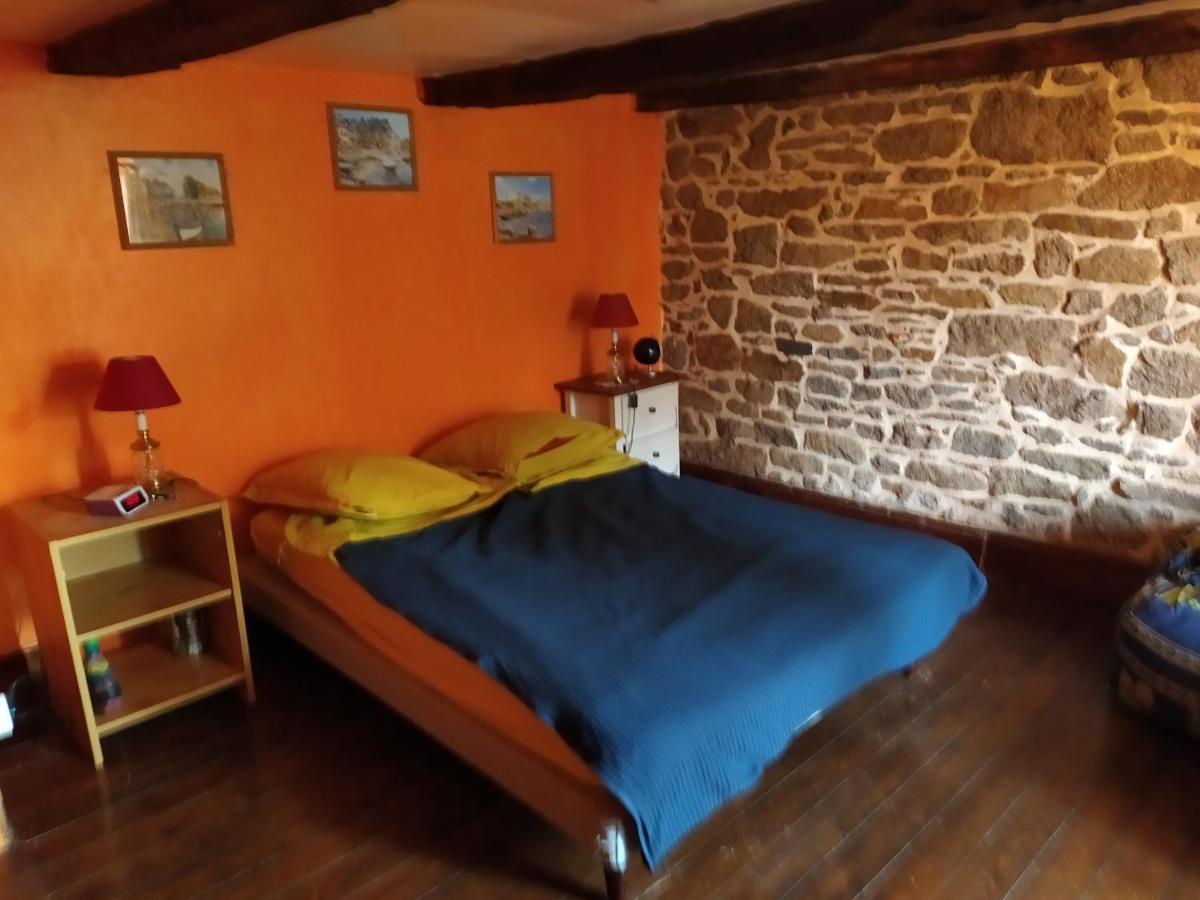 Maison En Granit Bleue Lanhelin Buitenkant foto